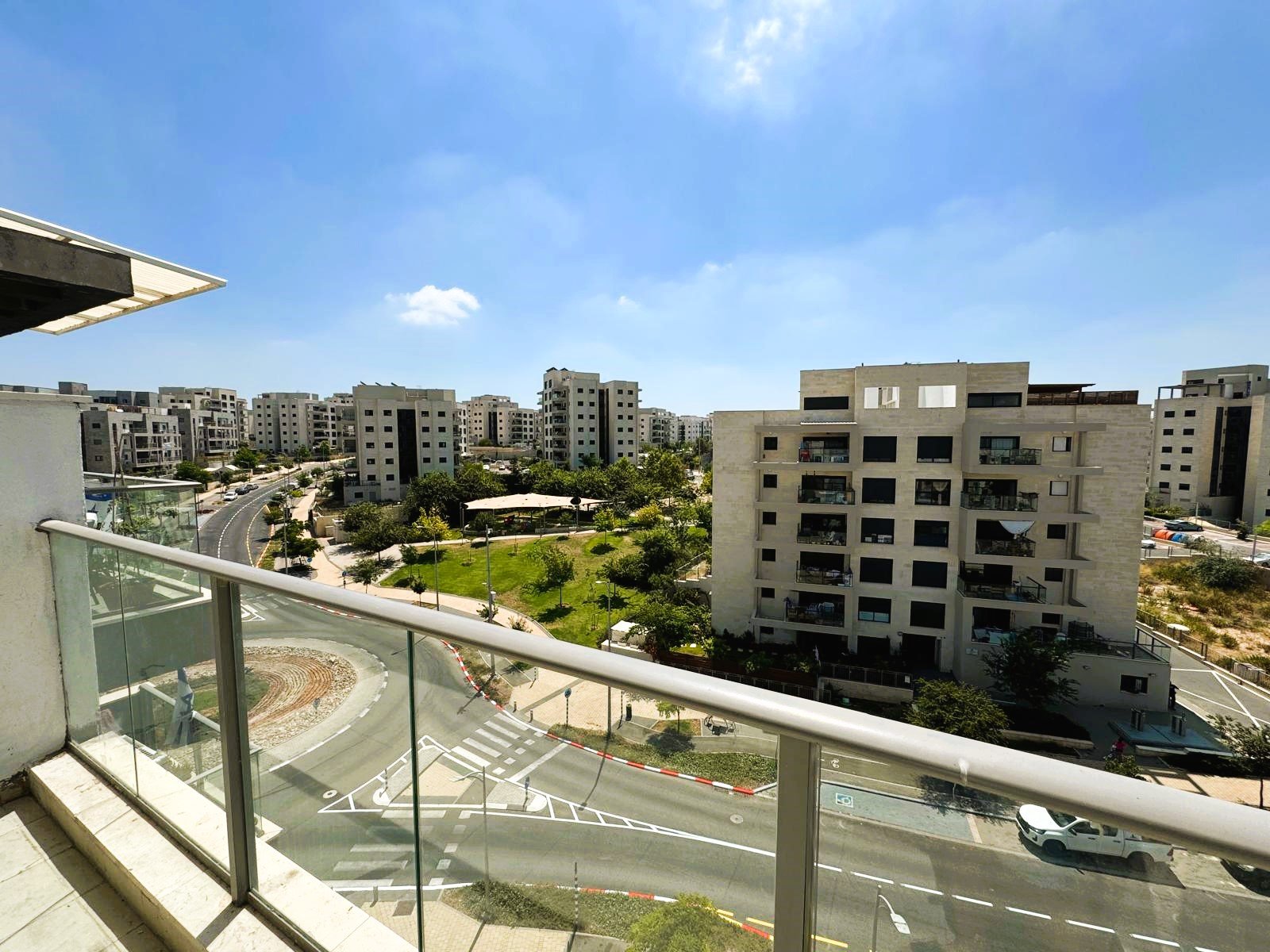 דופלקס מרהיב 6 חדרים בשכונת אבני חן - תמונה 11